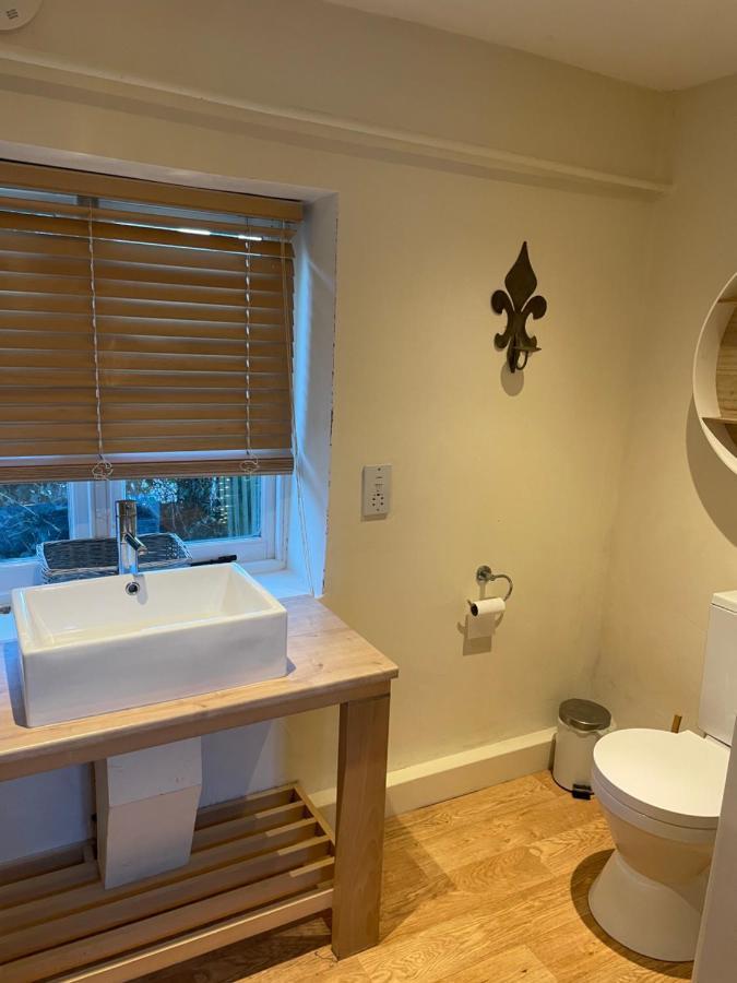 Little Barn Hotel Buckland Newton ภายนอก รูปภาพ