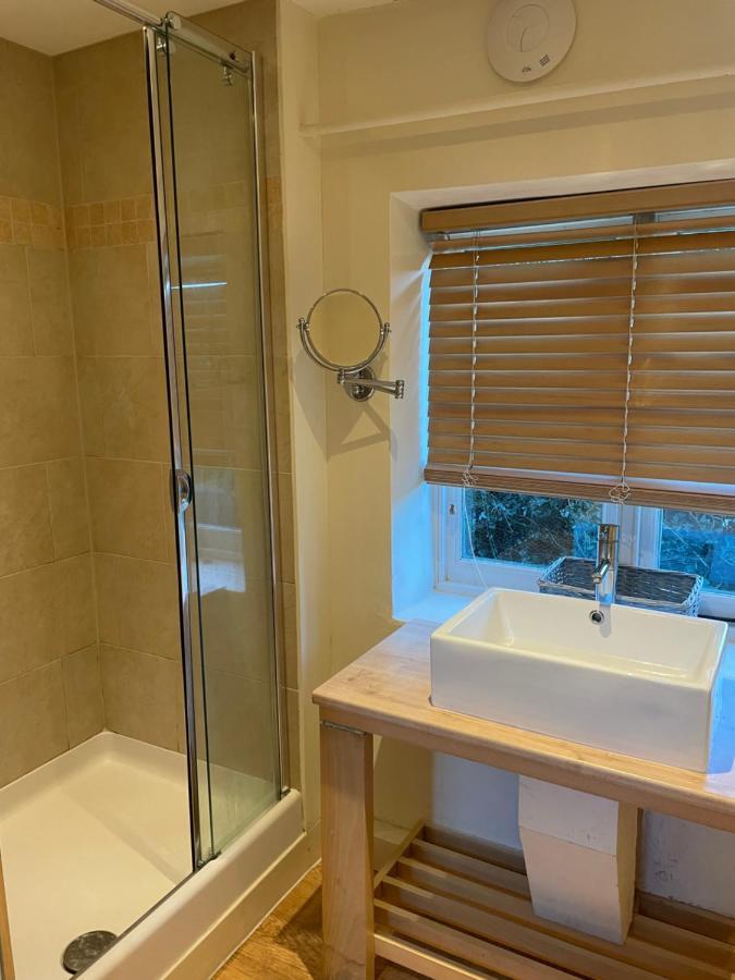 Little Barn Hotel Buckland Newton ภายนอก รูปภาพ